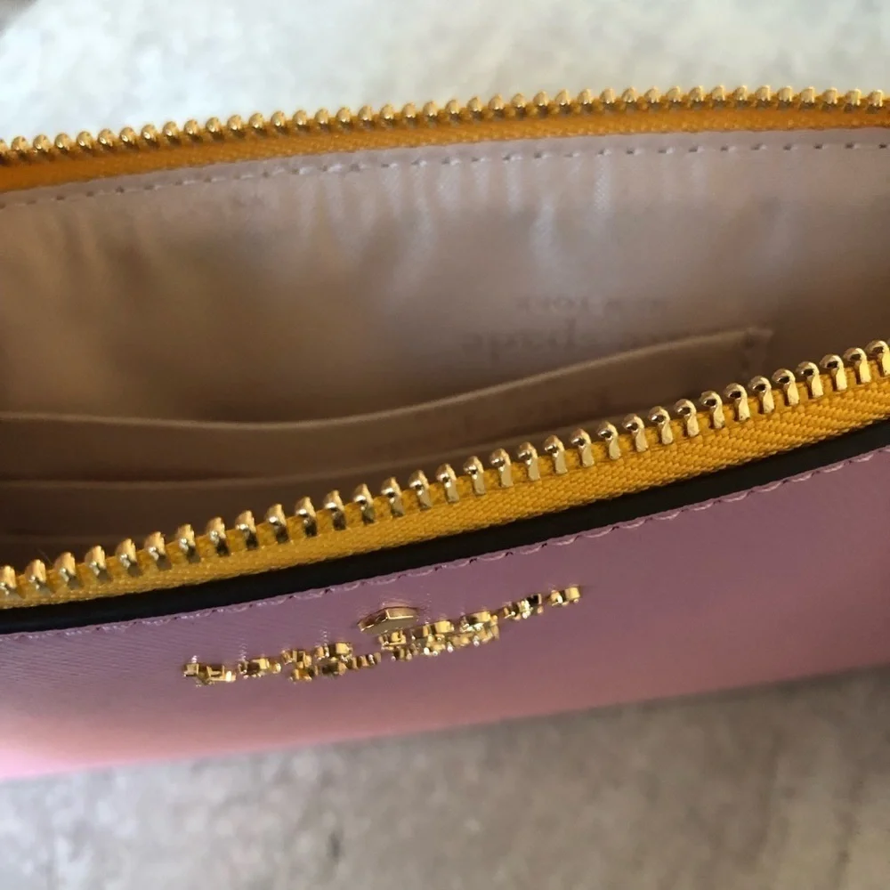 Kate Spade Medium L Zip Wristlet Lucy Bicolor Saffian Berry - Picture 8 of 13